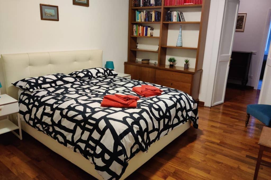 Lanza Tomasi Apartment - Centre Рим Экстерьер фото